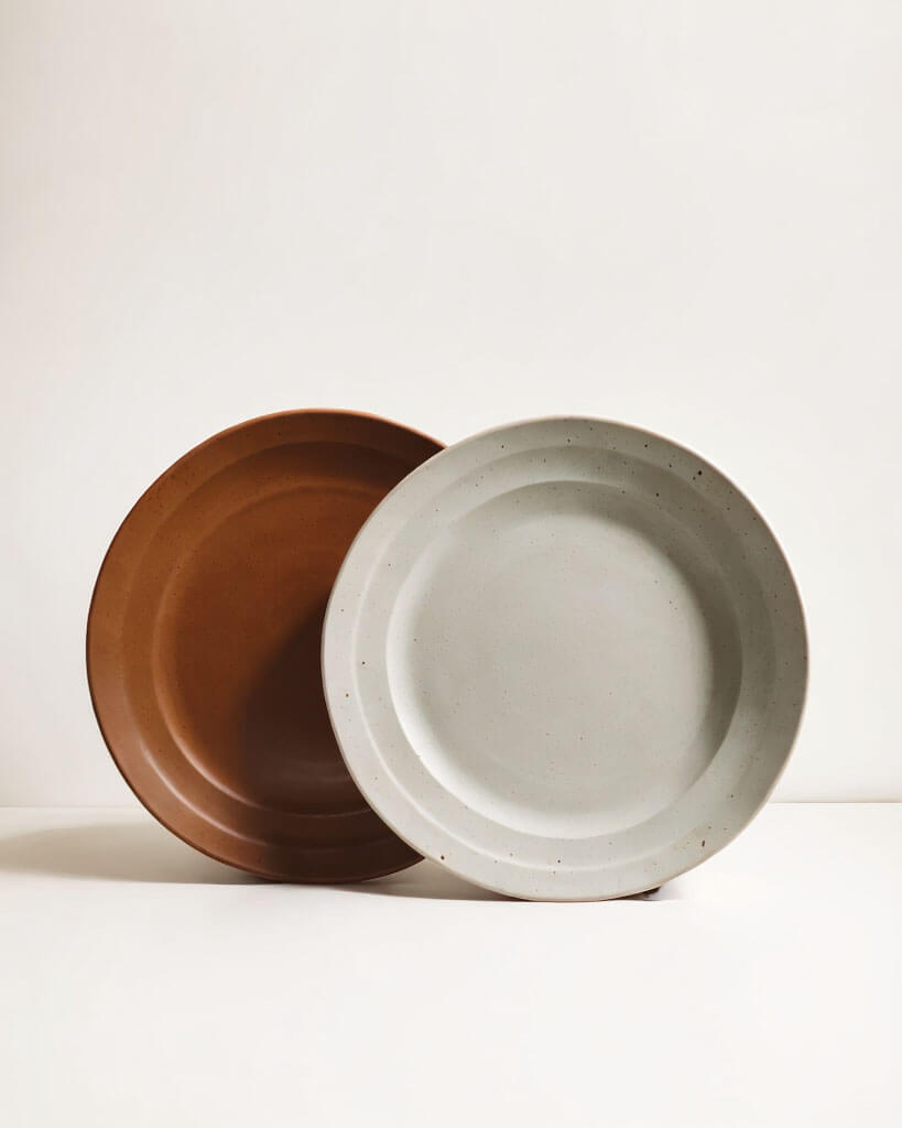 Homeland Shigaralci Ware Round Plate